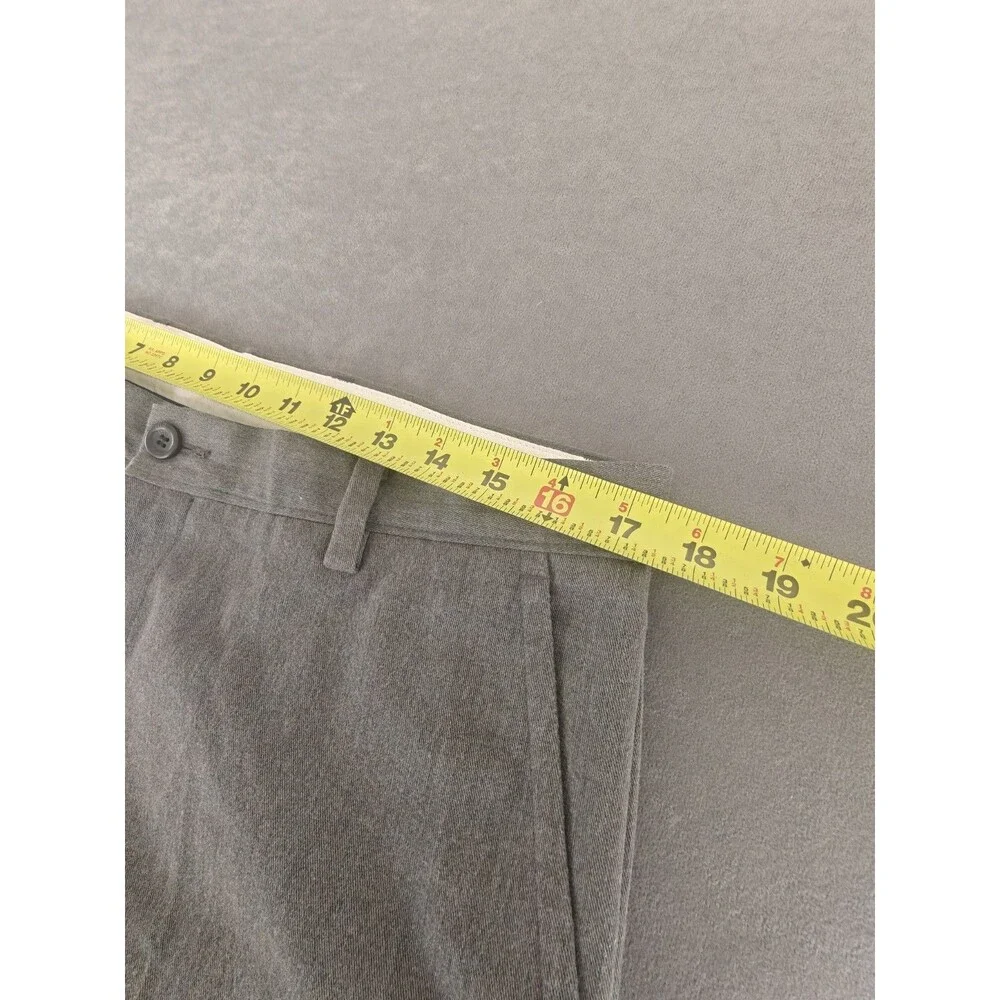 Dockers Classic Fit Gray Dress Pants Men's 35x30 Business Casual Flat Front
